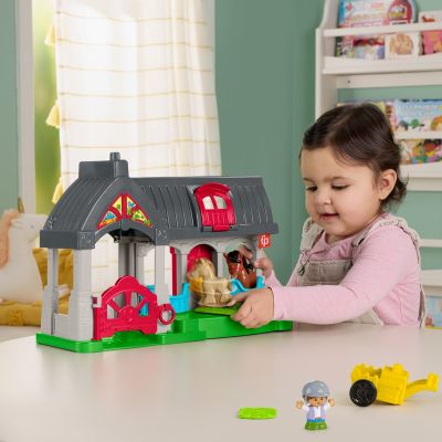 3. Fisher-Price Little People HWR84 Kids Figure