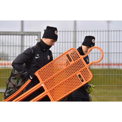 64. Football wall PRO 180 cm - NYLON