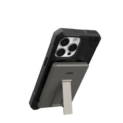 3. UAG Ultra Slim 5K Powerbank - 5000 mAh powerbank with stand, 10W wireless charging, MagSafe compatible, cable included (titanium)