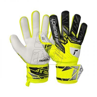 Goalkeeper gloves Reusch Attrakt Grip Jr 5572815 2014