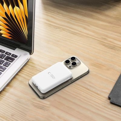 7. Tech-Protect LifeMag PB31 Power Bank with MagSafe 10000mAh 15W USB-C / USB-A / Built-in USB-C / Lightning Cables - White