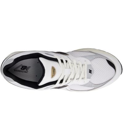 7. New Balance M2002RPN shoes