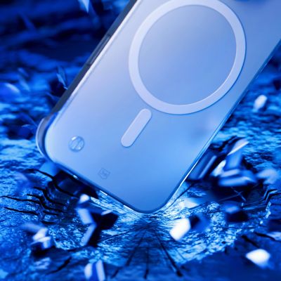 5. 3mk Just20g MagCase for iPhone 16 Plus - transparent