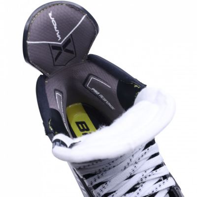 5. Bauer Vapor Hyperlite2 Sr. Inline Hockey Skates