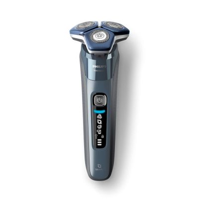 6. PHILIPS series 7000 S7882/55 shaver