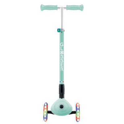 9. PRIMO FOLDABLE LIGHTS 3-Wheel Scooter (432-611-4)