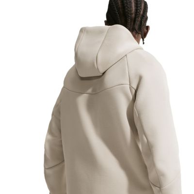 3. Nike Techfit Fleece Hoodie HV0949-236