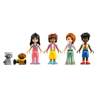 12. LEGO FRIENDS 42652 Friendship Tree House Meetup