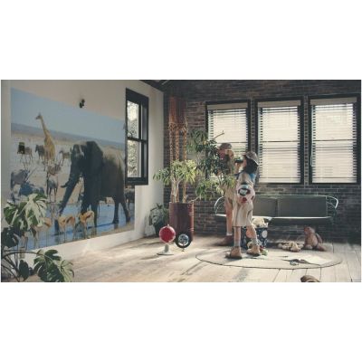6. Epson EH-TW6250 Data Projector Short Throw Projector 2800 ANSI Lumens 3LCD 4K+ (5120x3200) White