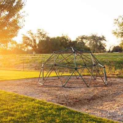 29. LIFETIME CLIMBING DOME GEODOME 90136