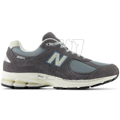 New Balance M2002RFB sports shoes