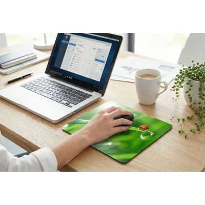 13. Esperanza Photo Mix Mouse Pad EA133