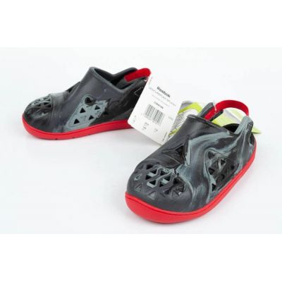 18. Reebok Ventureflex Jr CM9149 Sandals