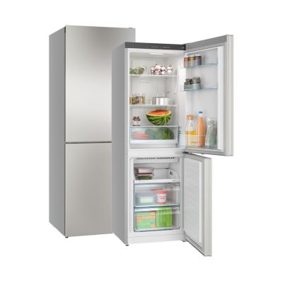 17. BOSCH KGN 33NSDB fridge-freezer