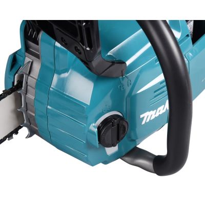 12. Makita UC015GT101 Chainsaw Black, Blue