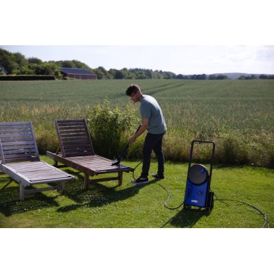 9. NILFISK CORE 140-8 In Hand Powercontrol Washer
