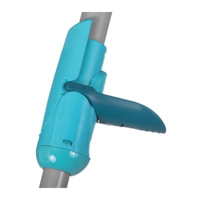 6. Leifheit Clean Twist Ergo Mop Set on Wheels