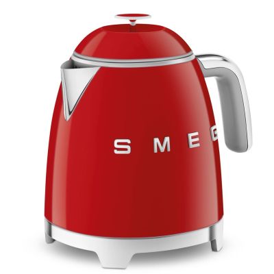 31. SMEG Kettle (KLF05RDEU) mini 0.8L red