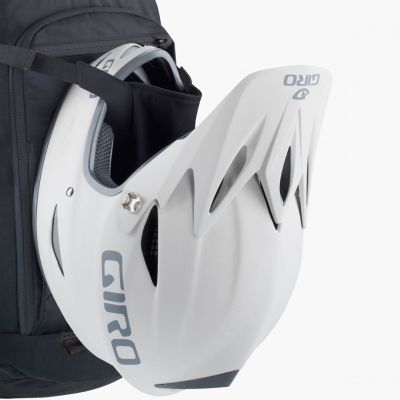 4. Evoc FR Trail Blackline 20 Enduro Cycling Backpack - Black Size: S