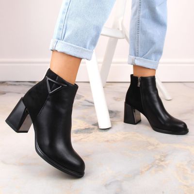 9. D&A S.Barski Premium Collection W OLI238 black insulated ankle boots with decorative heel