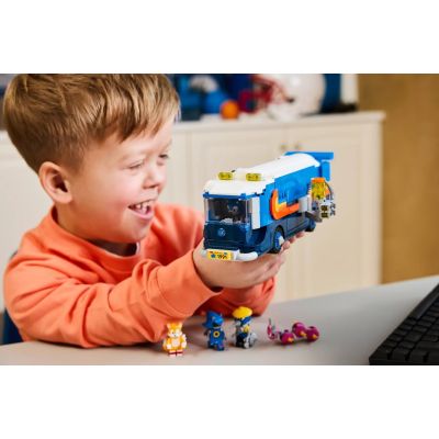 10. LEGO Sonic 77006 Sonic and Special Mission Vehicle