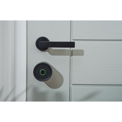 10. Yale Linus Smart Lock L2 Lite Black Smart Door Lock