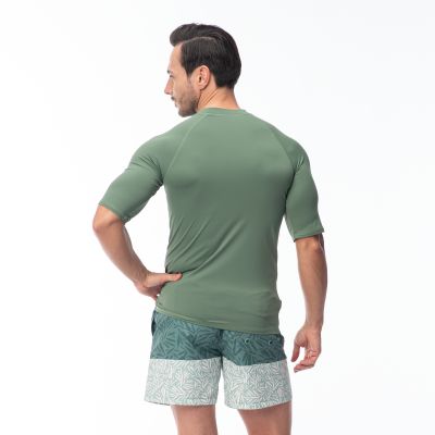 9. Men's UV UVER T-shirt