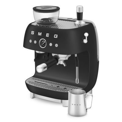 7. Smeg EGF03BLMEU coffee machine Manual espresso machine 2.4 l
