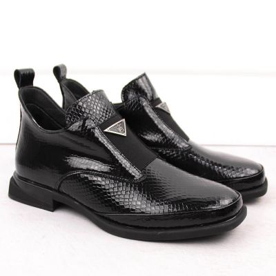 2. Women’s black crocodile-effect patent leather ankle boots with decorative detail, Filippo DBT6425