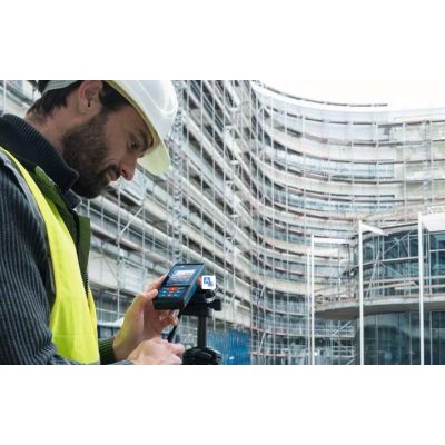 6. Bosch GLM 100-25 C Professional Black, Blue, Red 4x 0.08 - 100 m