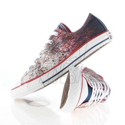 11. Converse Chuck Taylor All Star Jr 647644C