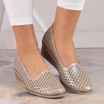 12. Potocki W SZ12018 WOL130B wedge shoes