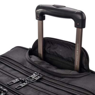 3. SwissBags Schwyz 17310 Pilot Bag on Wheels
