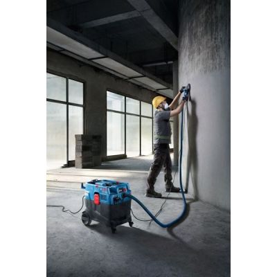 4. BOSCH VACUUM CLEANER 1200W GAS 400 A 40L CLASS L
