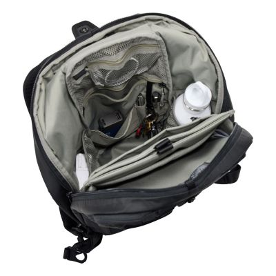 10. THULE TACT LAPTOP BACKPACK 14" 16L BLACK 3204711