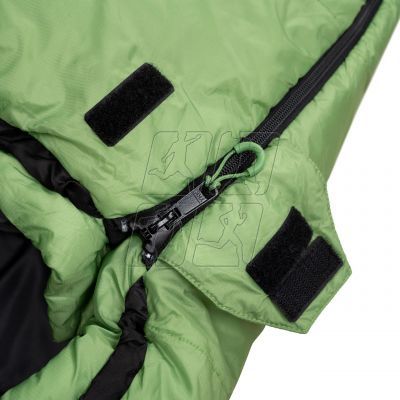 8. Alpinus Ultralight 850 AC18638 sleeping bag