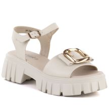 Women's leather sandals on a platform with decoration, beige Vinceza 26-79611