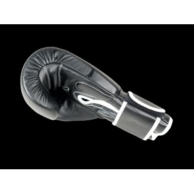 3. Masters Rbt-Black Boxing Gloves 12 oz 01805-1201