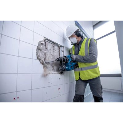 6. Bosch GBH 18V-28 CF PROFESSIONAL SDS Plus
