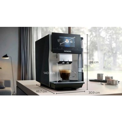 6. Siemens TP715R07 EQ700 espresso machine (black; 19 bar)