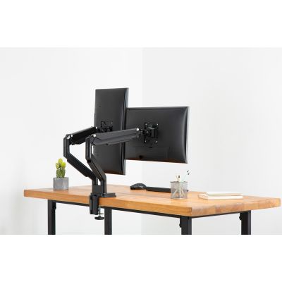 37. Double desk arm (clamp) 2xLCD max. 32" max. 2x9kg tilt and swivel black