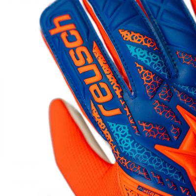 5. Reusch Attrakt Starter Solid Jr 5572514 2290 Goalkeeper Gloves