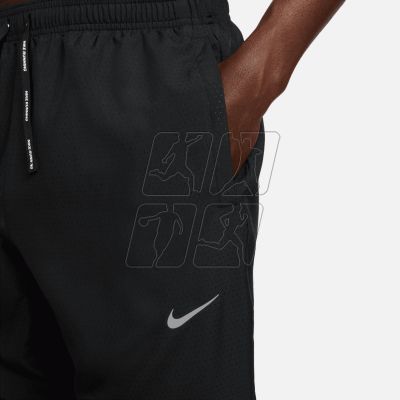 4. Nike Dri-FIT M DQ4730-010 pants