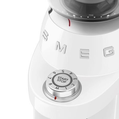 7. Smeg CGF03WHEU Coffee Grinder 150 W White