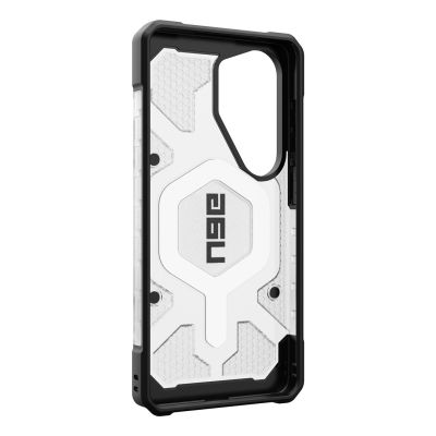 7. Urban Armor Gear Pathfinder Cell Phone Case 17.5 cm (6.9") Silver