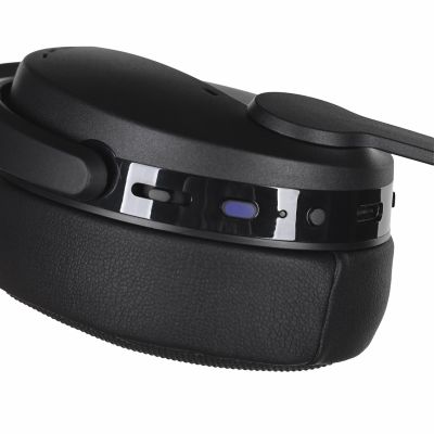 3. Lenovo Audio Headphones EPOS 4Z21P90191