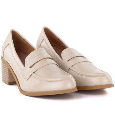 3. Women's beige lords heeled shoes M.Daszyński MR2201D-3A