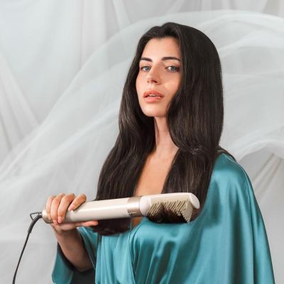 10. Cecotec Bamba CeramicCare 14in1 Multistyler Champagne 1400 W 1.8 m