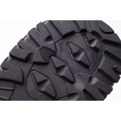 8. Lee Cooper Jr. Snow Boots LCJ-21-44-0523K