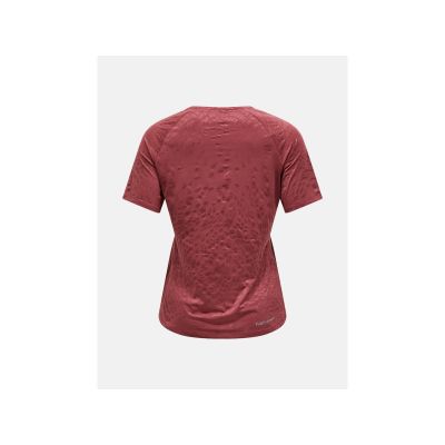 3. PEAK PERFORMANCE W Discover T-Shirt, red